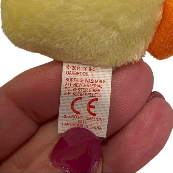 Ty The Basket Beanies Collection Goldie the Chick and Petunia the Bunny 2011 - Picture 10 of 12